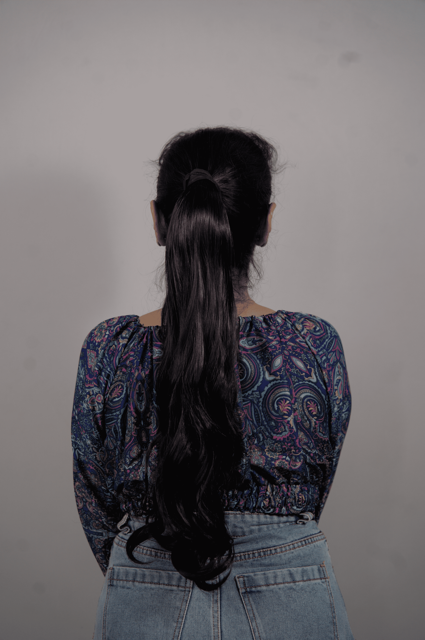 Black Wavy Pony